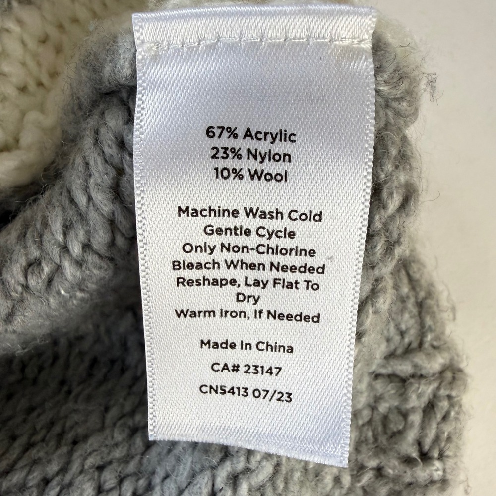 Talbots Petite Medium Snow Cardinal Winter Wool Blend Grey Cardigan Sweater - Picture 5 of 9